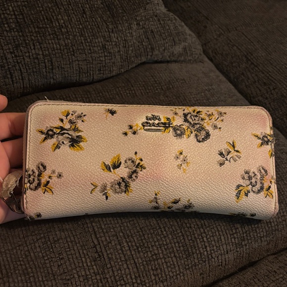 Coach Handbags - Coach Cream Floral Wallet